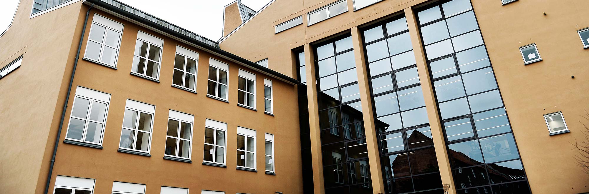 Graduate House udenfor